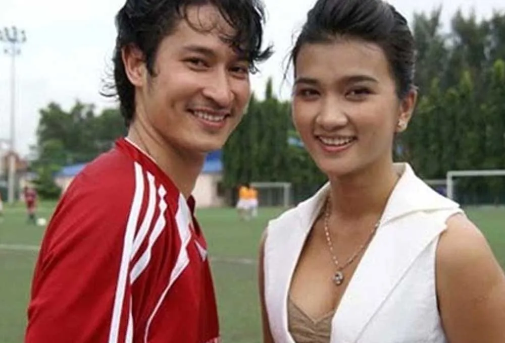 Cuoc-tinh-thu-ba-voi-dien-vien-Kim-Tuyen