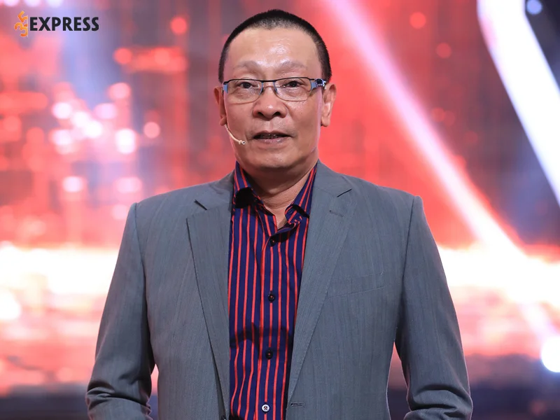 chi-tiet-tieu-su-lai-van-sam-35express