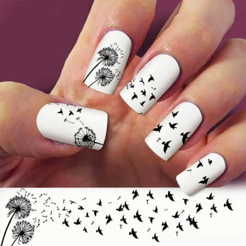 mau-nail-hoa-bo-cong-anh