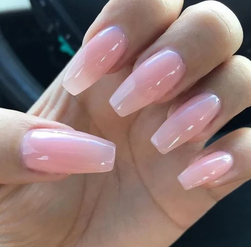 mau-nail-ombre-hong