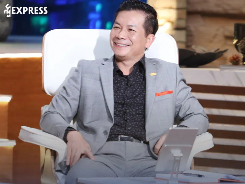 tieu-su-chi-tiet-ve-shark-hung-35express
