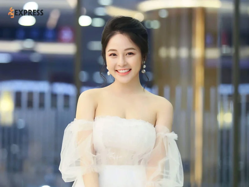 chi-tiet-tieu-su-hot-girl-tram-anh-35express