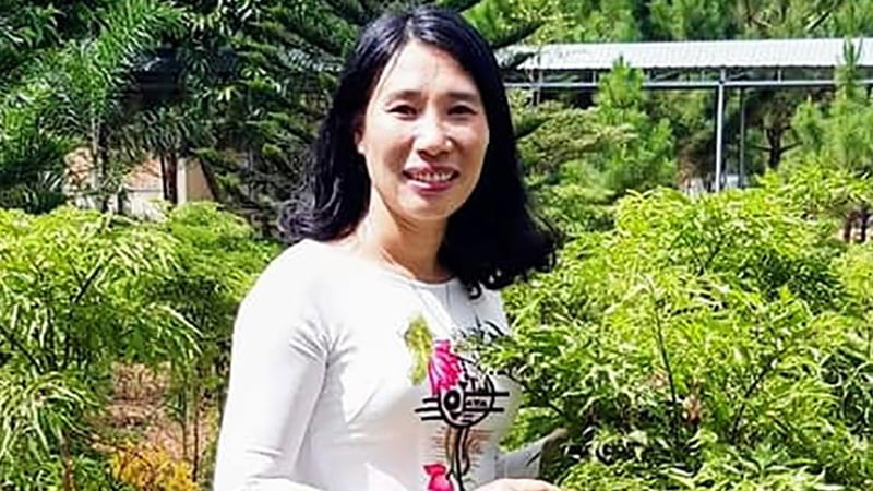 co-giao-chu-ngoc-thanh-la-ai