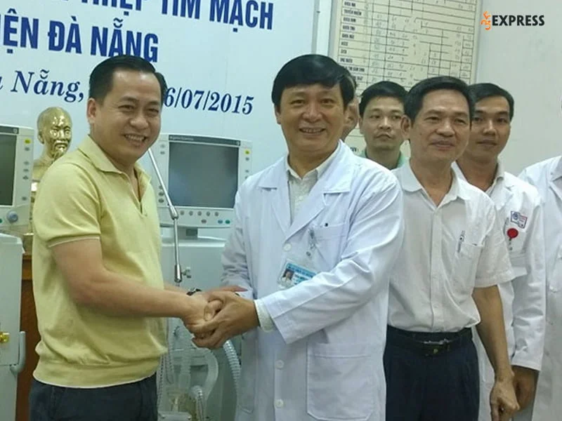 Su-nghiep-cua-phan-van-anh-vu-35express
