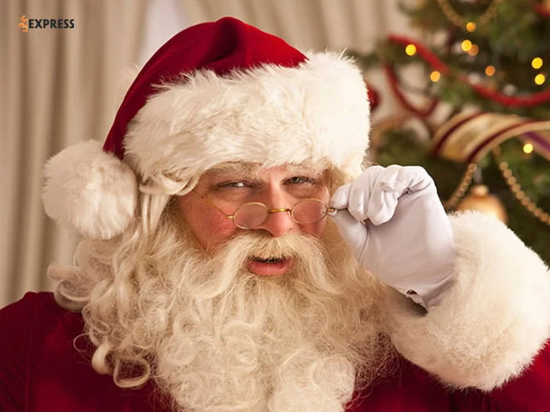 chi-tiet-tieu-su-ve-ong-gia-noel-35express