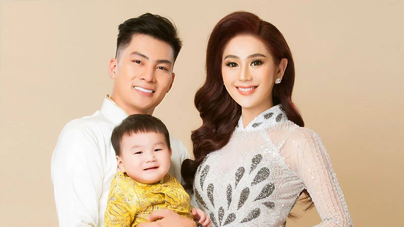 chuyen-tinh-cam-va-cai-ket-vien-man-cua-lam-khanh-chi-35express-1