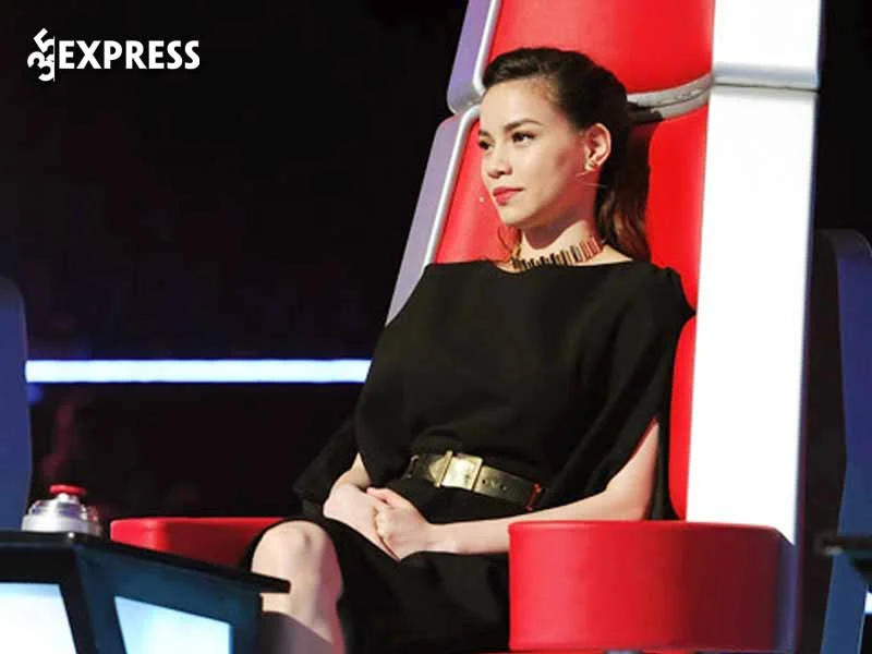 ho-ngoc-ha-giam-khao-chuong-trinh-the-voice-mua-1-35express
