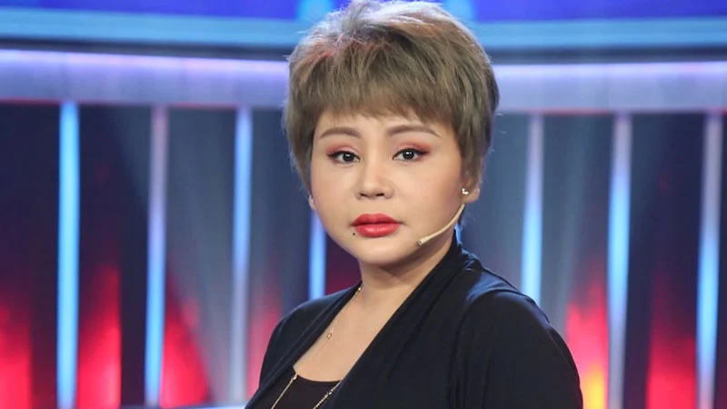 qua-trinh-buoc-vao-nghe-va-thanh-cong-nhu-hien-tai-35express