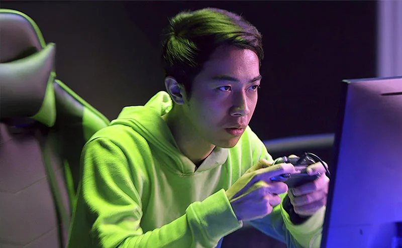 su-nghiep-cua-cris-devil-gamer-35express-2