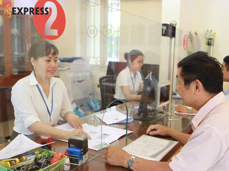 chan-chinh-le-loi-tac-phong-lam-viec-35express
