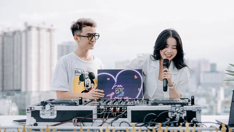 con-duong-su-nghiep-cua-dj-mie-35express-1