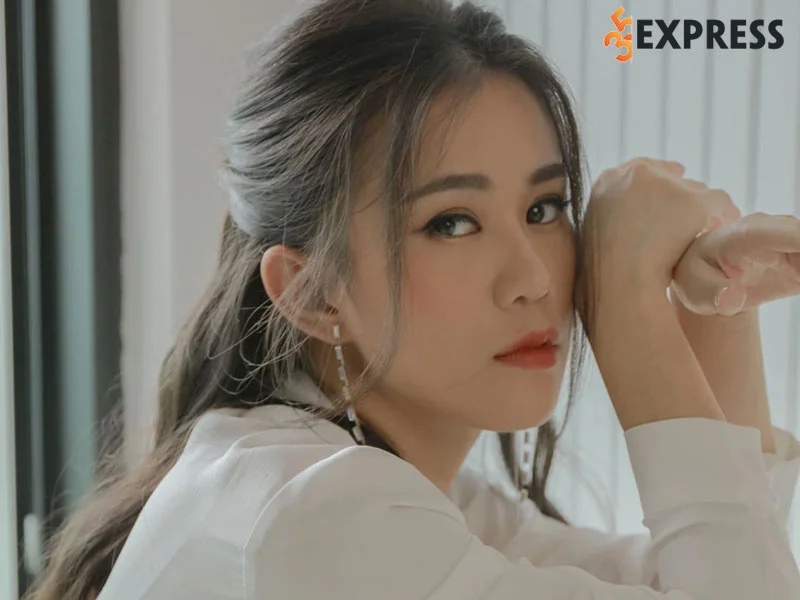 ngoc-thao-la-ai-2-35express