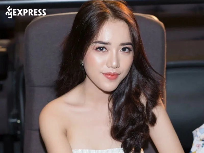 nhung-thanh-tuu-dat-duoc-cua-phung-khanh-linh-35express