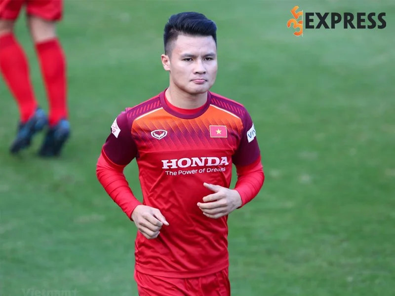 qua-trinh-phat-trien-su-nghiep-cua-nguyen-quang-hai-35express