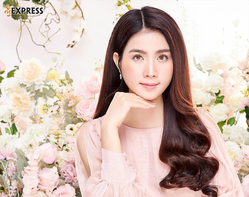 qua-trinh-su-nghiep-tro-thanh-ca-si-dien-vien-cua-kha-ly-35express