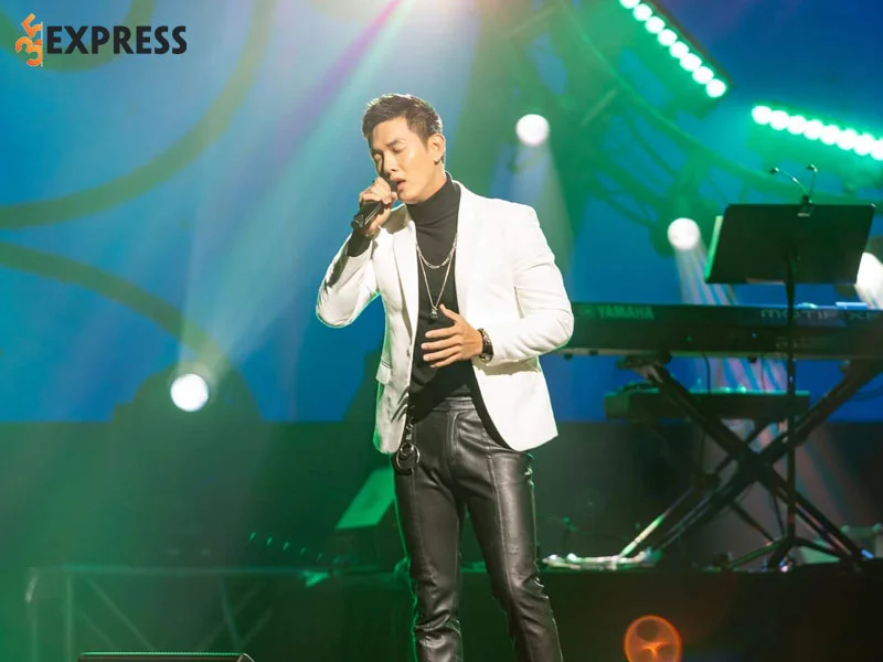 song-luan-loay-hoay-theo-duoi-dam-me-35express