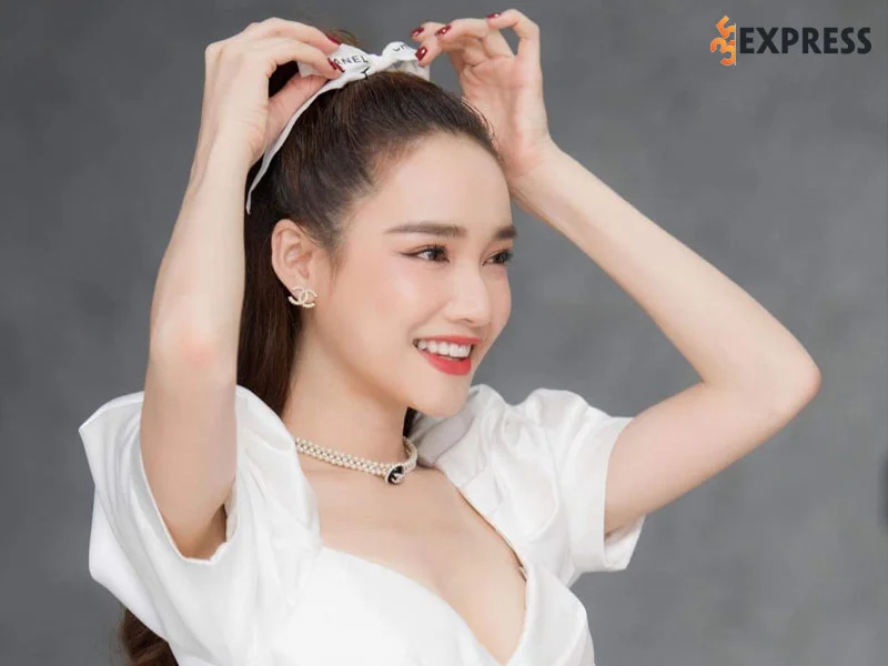 su-nghiep-ban-dau-cua-nha-phuong-35express