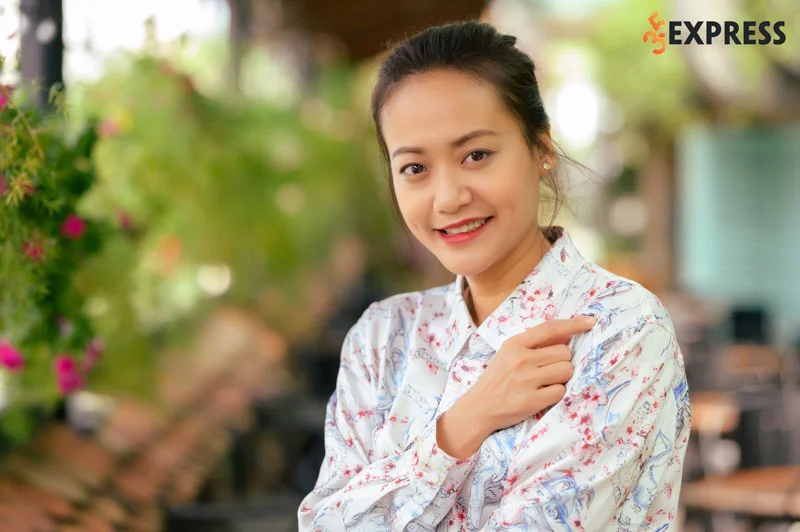 hong-anh-la-ai