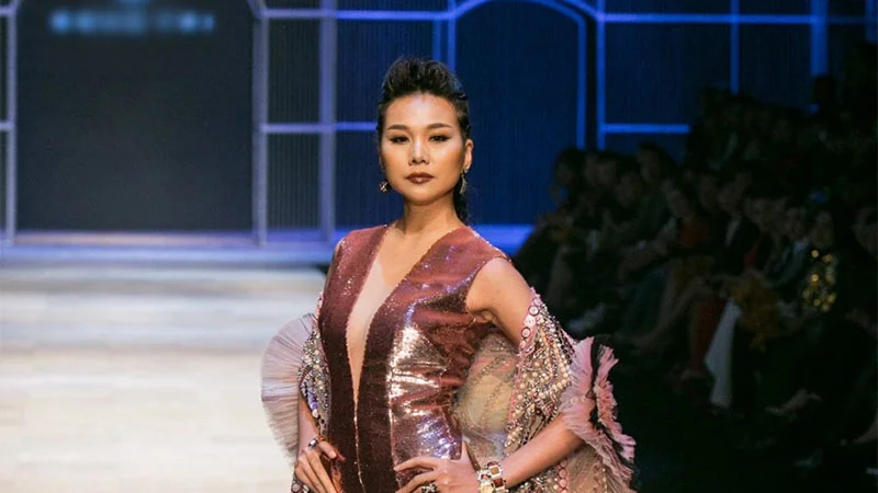 thong-tin-tieu-su-ve-thanh-hang-35express