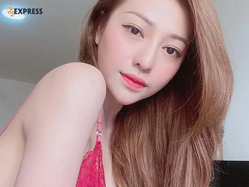 Than-hinh-nong-bong-quyen-ru-cua-nu-ca-si-mia-35express