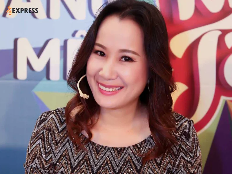 chi-tiet-tieu-su-cua-nhac-si-giang-son-35express