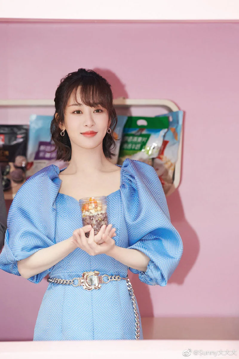duong-tu-lan-dau-xuat-hien-sau-scandal-tiem-toan-than-thu-gon-body-8-35express