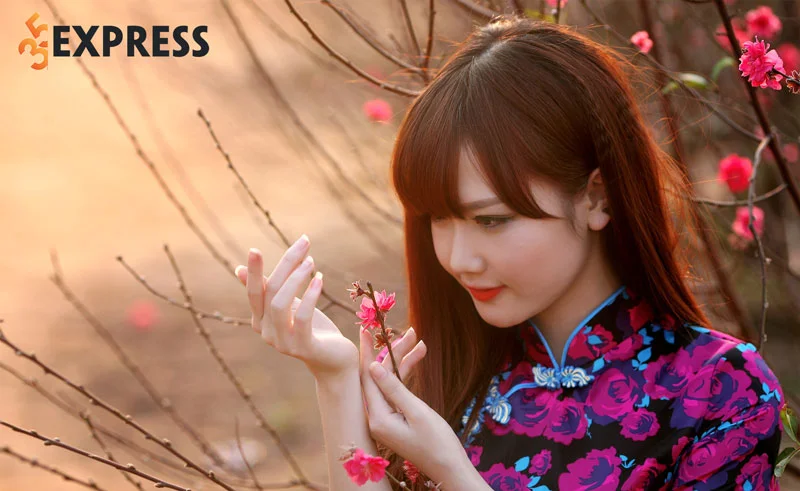 hinh-anh-cua-hot-girl-huong-hana-ben-hoa-dao-35express