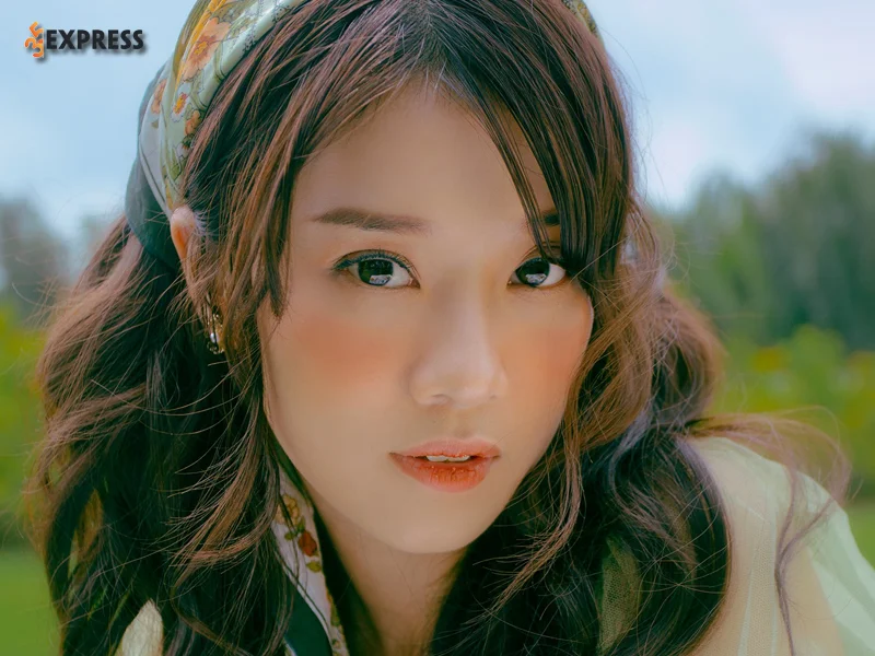 hoang-yen-chibi-la-ai-35express