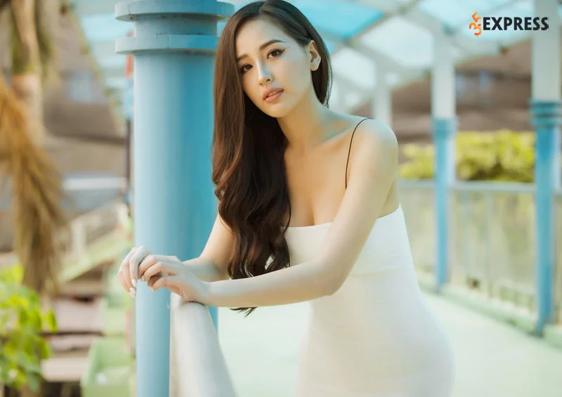 mai-phuong-thuy-la-ai-2-35express