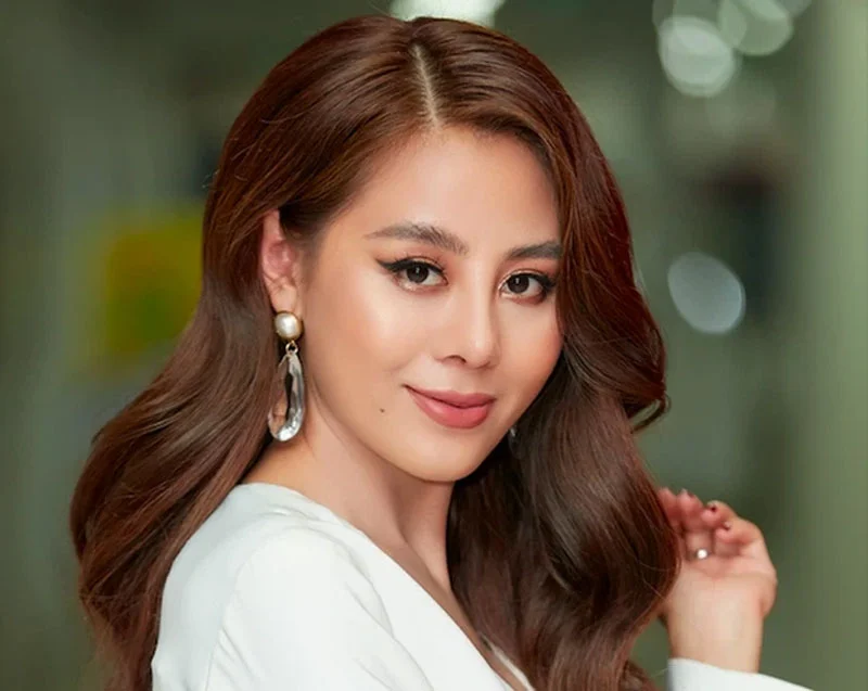 nam-thu-hau-hoang-hoa-nang-tho-nho-nguoi-choi-he-film-khanh-van-7-35express