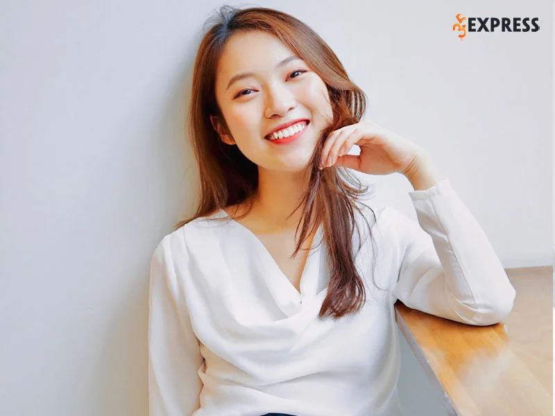 nhung-thanh-tuu-khung-dang-ne-cua-hot-girl-khanh-vy-35express