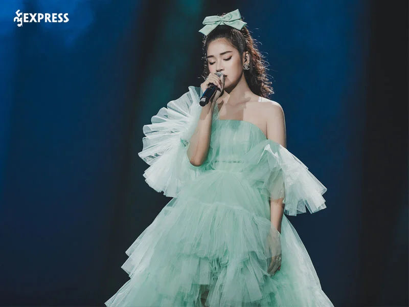 su-nghiep-nghe-thuat-cua-hoang-yen-chibi-35express