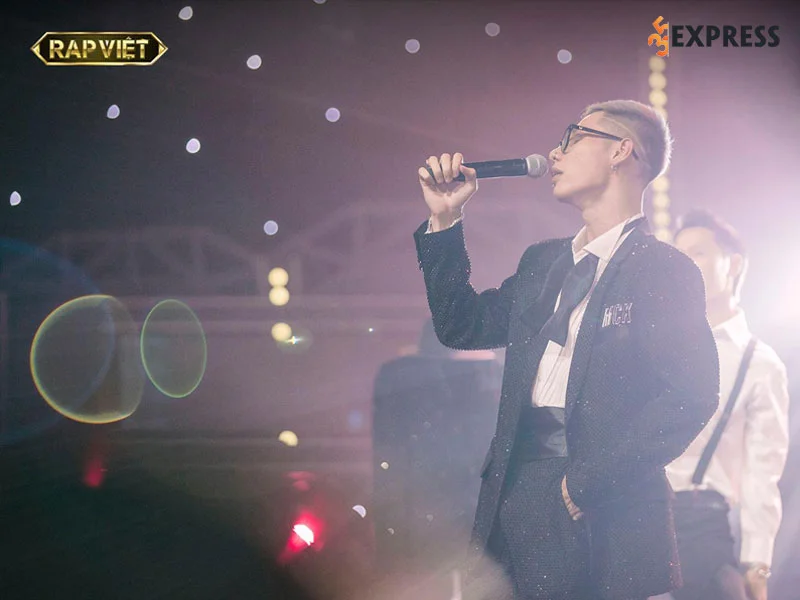 mck-nam-rapper-10x-day-tai-nang-noi-len-tu-gioi-indie-2-35express
