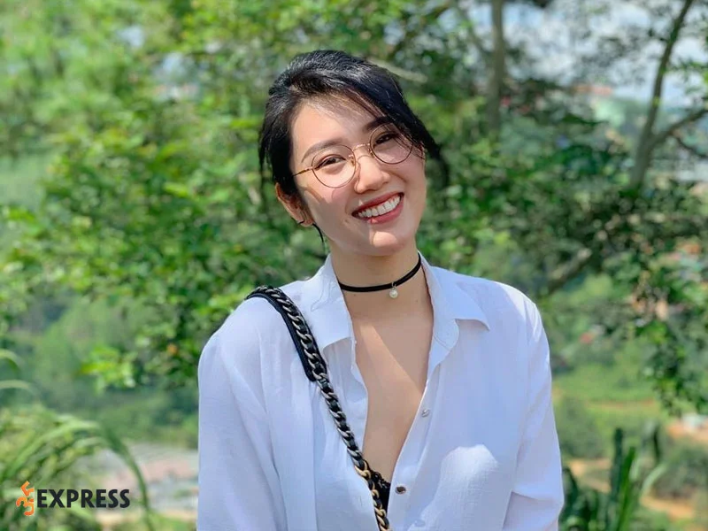 tieu-su-cua-nu-dien-vien-thuy-ngan-35express