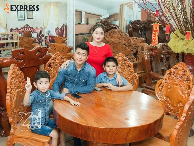 truong-dan-huy-bo-cat-xe-gan-100-trieu-de-ve-que-lam-moc-35express