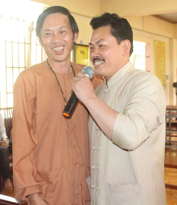 ba-phuong-hang-quay-xe-tuyen-bo-ns-hoai-linh-khong-can-len-tieng-nua-vi-2-35express