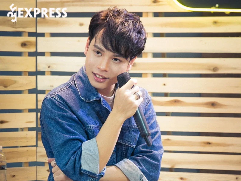 con-duong-su-nghiep-cua-ca-si-jaykii-35express