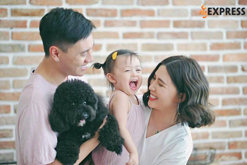 cuoc-hon-nhan-vien-man-cua-kien-hoang-va-hoang-lan-heo-mi-nhon-35express