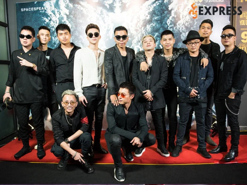 dinh-cao-su-nghiep-cua-soobin-hoang-son-35express