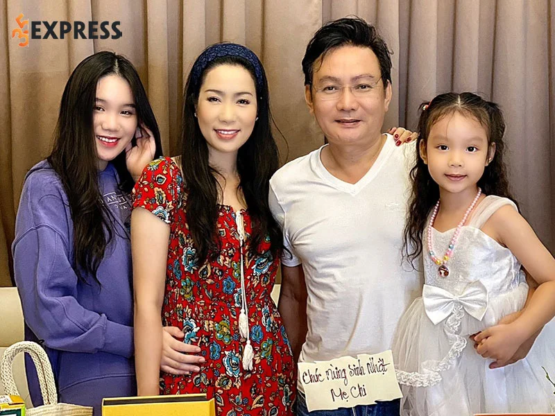 doi-tu-cua-dien-vien-trinh-kim-chi-35express