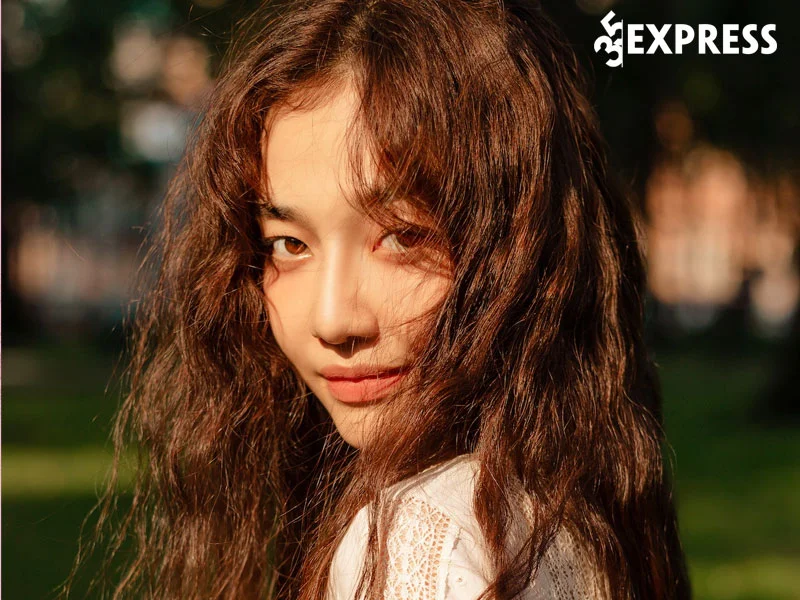 hanh-trinh-tro-thanh-ca-si-cua-hoang-duyen-35express