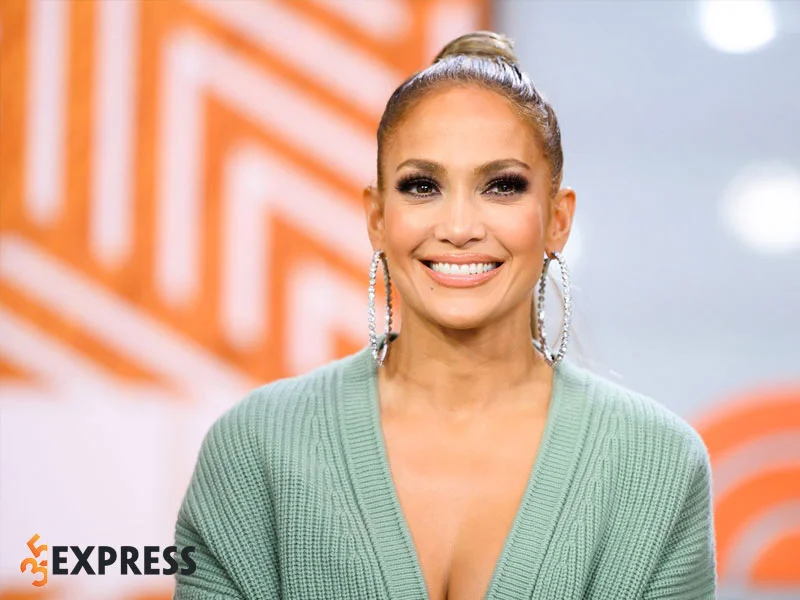jennifer-lopez-bat-dau-su-nghiep-dien-xuat-35express