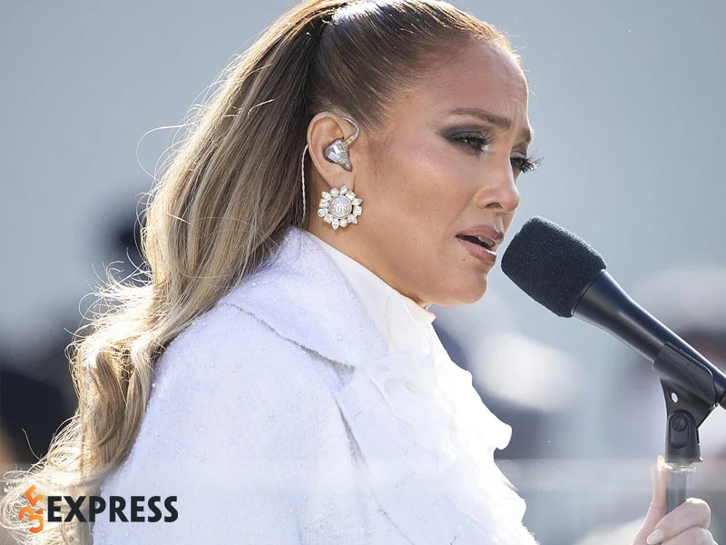 jennifer-lopez-tien-den-linh-vuc-ca-hat-35express