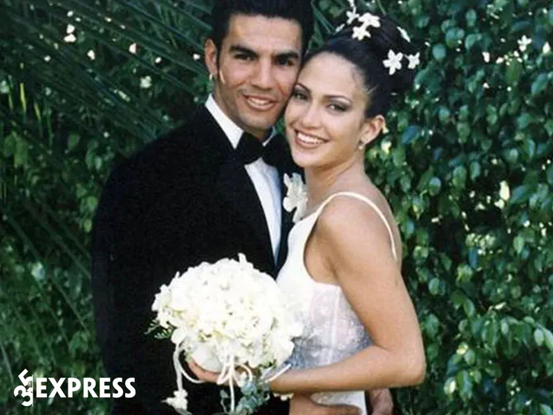 jennifer-lopez-va-ojani-noa-35express