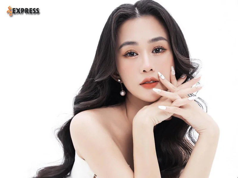 ngoc-thao-la-ai-35express