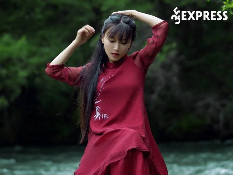 nhung-lum-xum-khong-dang-co-cua-ly-tu-that-35express