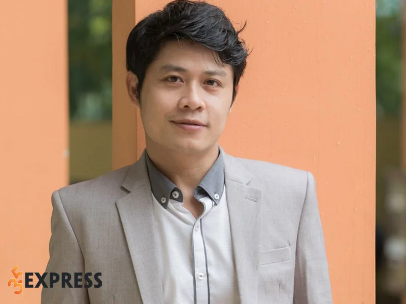 su-nghiep-cua-sang-tac-cua-nguyen-van-chung-35express