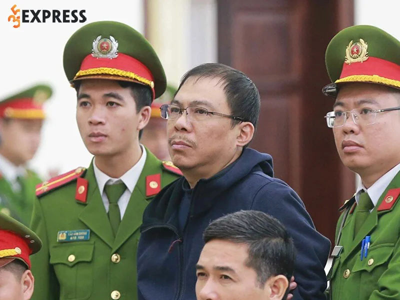 vu-an-mobifone-mua-avg-pham-nhat-vu-35express