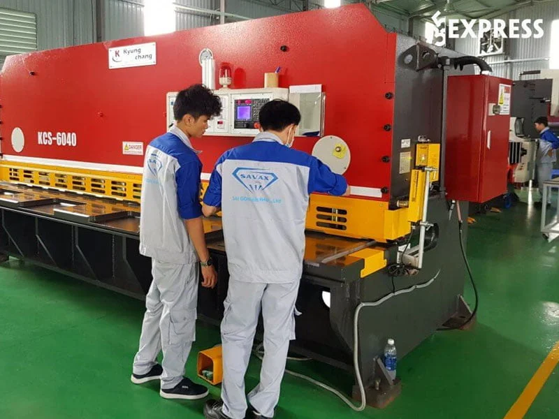 bep-cong-nghiep-da-nang-35express