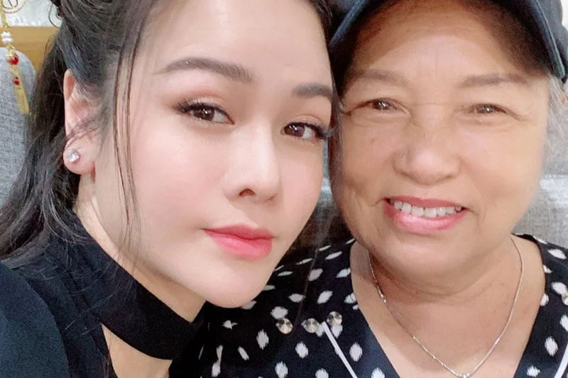 bi-to-pr-cho-vo-hoang-yen-chua-benh-nhat-kim-anh-len-tieng-xin-loi-2-35express